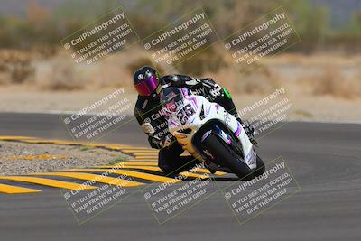 media/Sep-11-2022-SoCal Trackdays (Sun) [[81b7e951af]]/Turn 5 (1110am)/